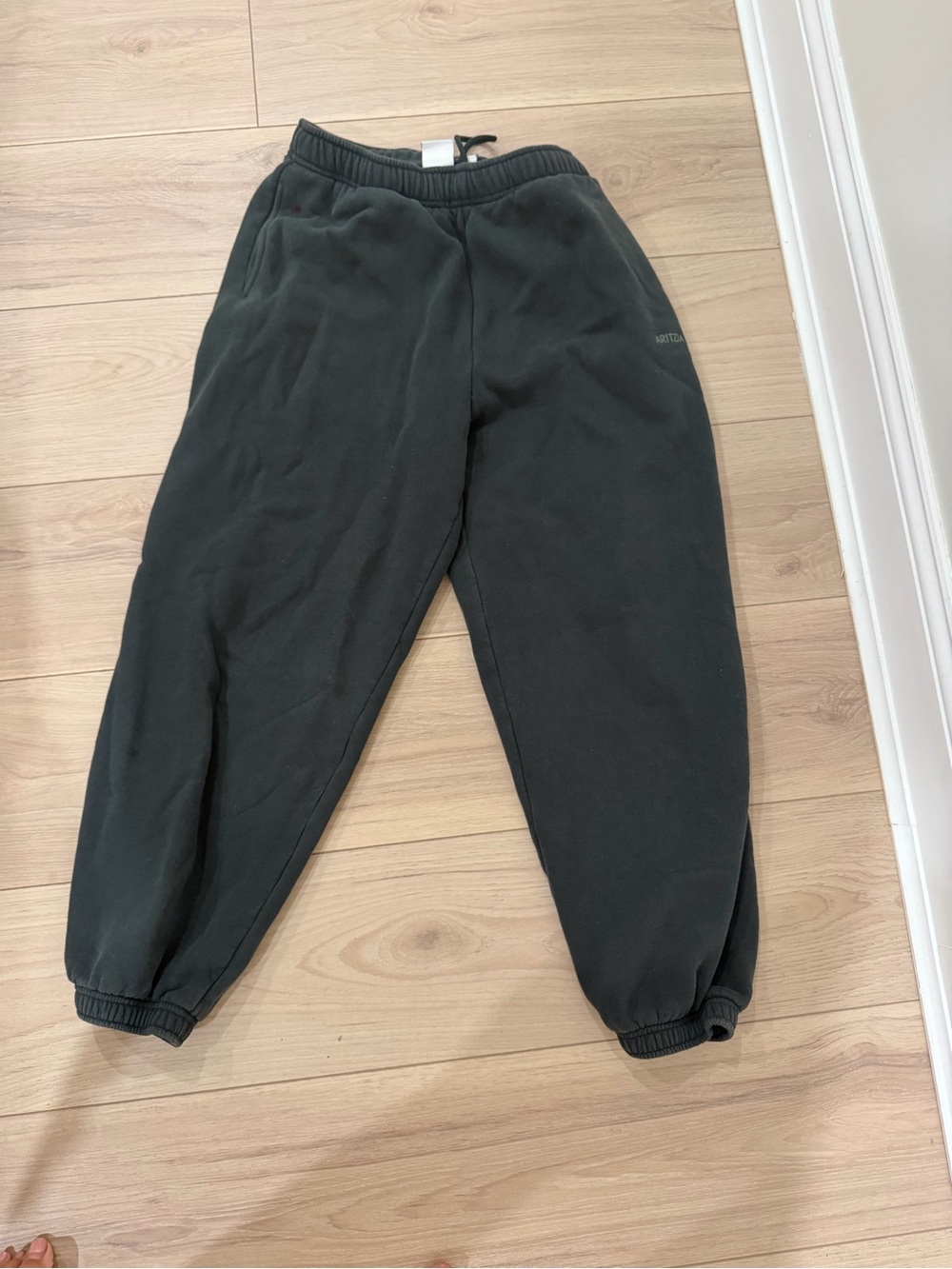Aritzia super fleese sweatpants
